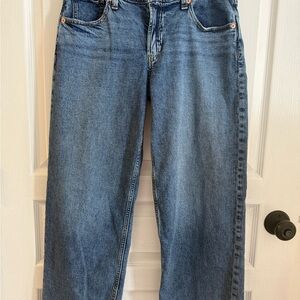 GAP 90’s Loose Low Rise Hailey Bieber Inspired Jeans